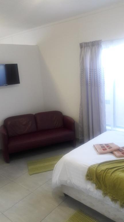 Self-Catering Studio, Unit 6 On Krupp Віндгук Екстер'єр фото